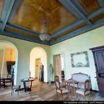 Palac Paprotno 아파트 Karnice