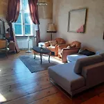Palac Paprotno Apartamento