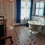 Palac Paprotno 아파트 *