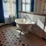 Palac Paprotno *