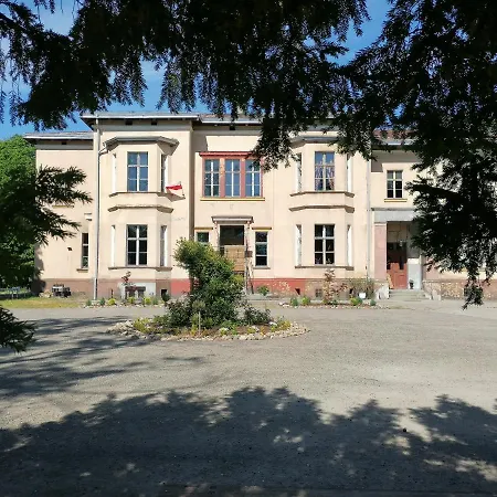 Palac Paprotno Appartement Karnice