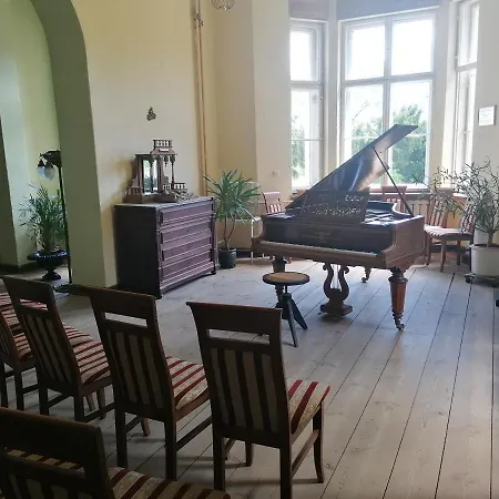 Apartament Pałac Paprotno Karnice