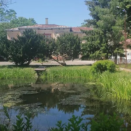 Pałac Paprotno * Karnice