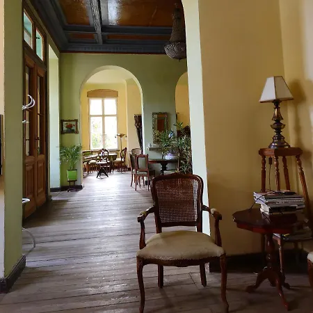 Palac Paprotno דירה *