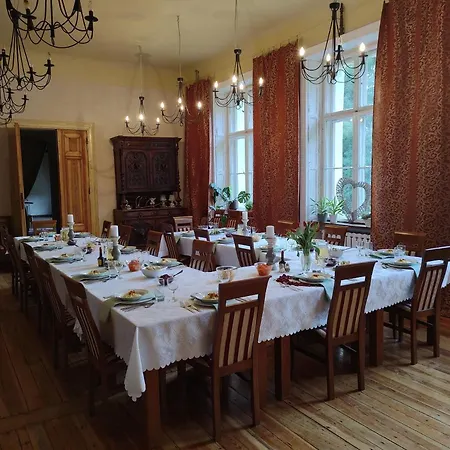 Palac Paprotno דירה