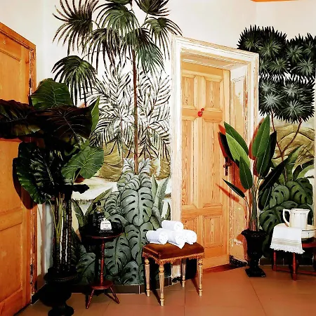 Palac Paprotno Karnice