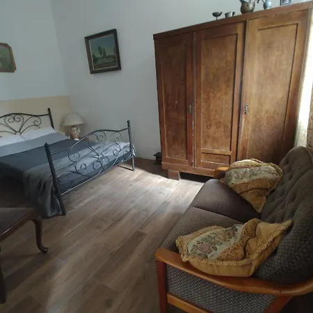 Pałac Paprotno Apartament *