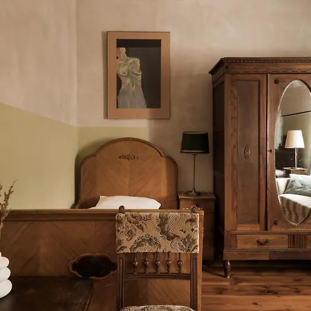 Apartment Palac Paprotno