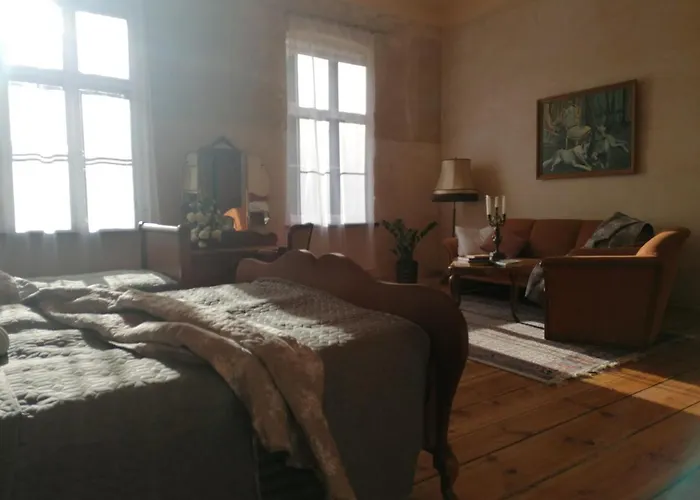 Palac Paprotno Apartamento *