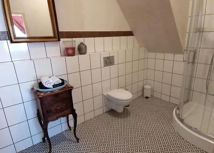 Palac Paprotno Apartamento *