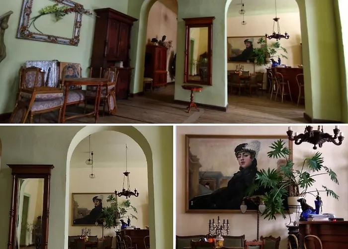 Palac Paprotno Karnice